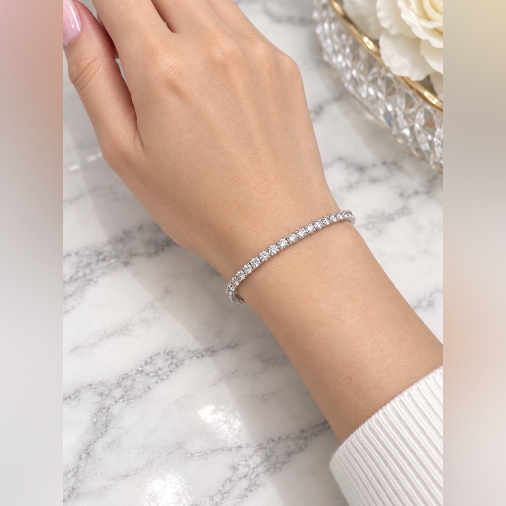925 Sterling Silver 6.00CTW MOISSANITE Tennis Bracelet - 6.5" - Picture 10 of 12
